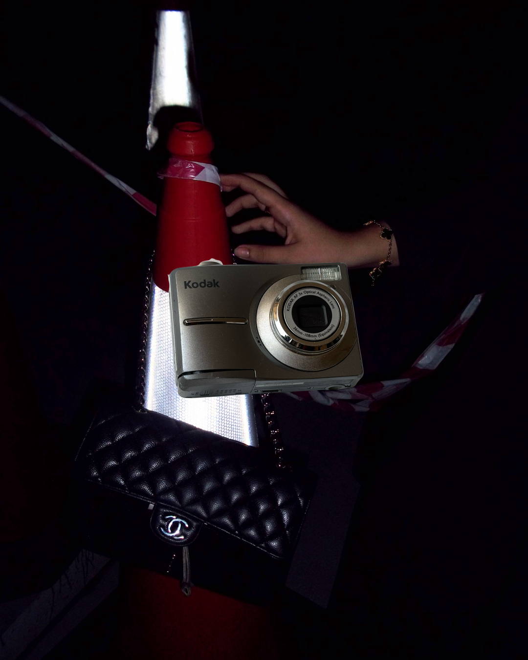 Kodak EasyShare C813 in "Gray Blue"